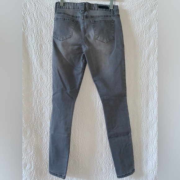 ARTICLES OF SOCIETY Bridgeport Sarah Skinny Jeans - Picture 6 of 13